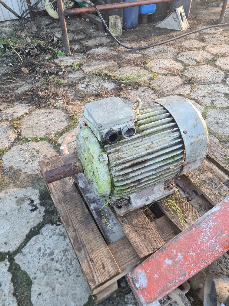 silnik elektryczny 11kw + turbina do suszarni