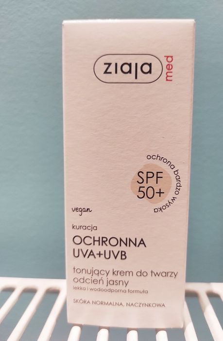 Kremy do twarzy Ziaja med