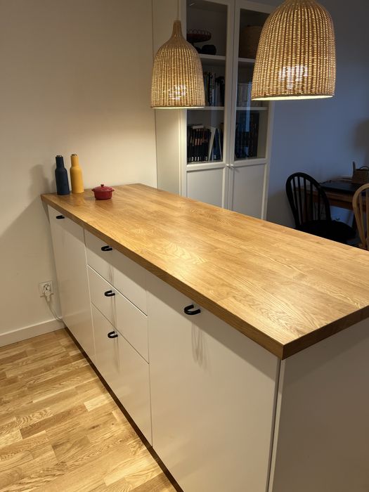 Wyspa z debowym blatem Ikea