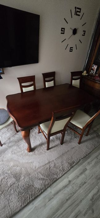 Stół rozkładany 85x150 cm + 6 krzeseł – stan bardzo dobry