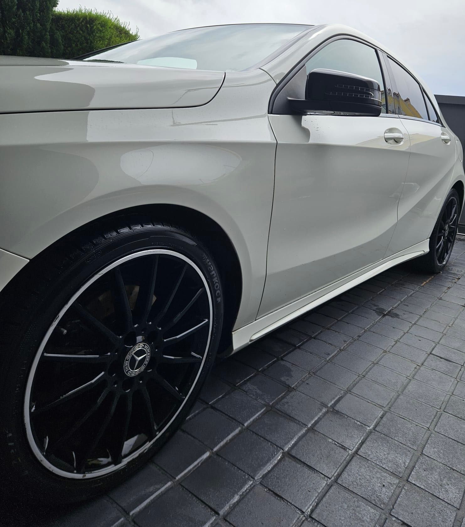 Mercedes-Benz A200 Automático