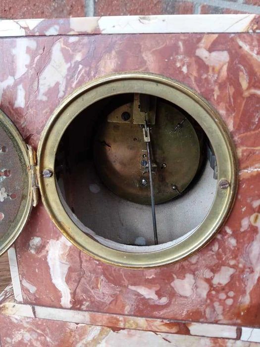 Mały marmurowy francuski zegar