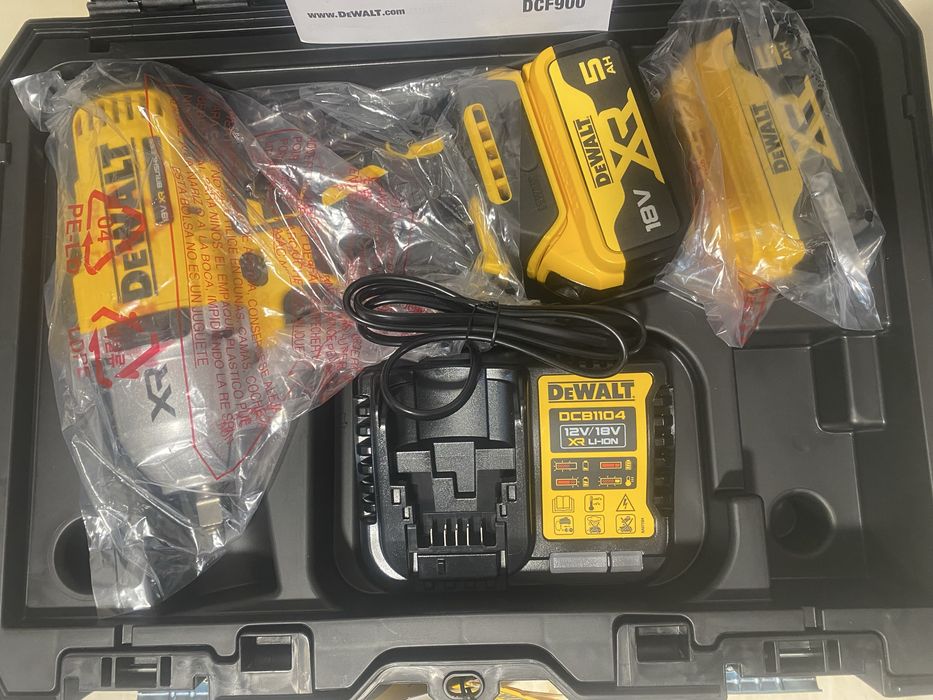 Гайковерт акумуляторний ударний 18V 1/2'' 1356 Nm DeWalt DCF900P2T 25р