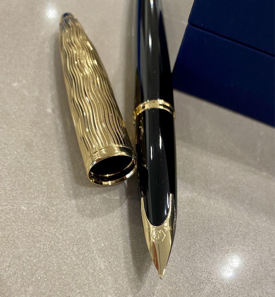 Перьевая ручка Waterman CARENE Essential Black/Gold FP 11 204 НОВАЯ