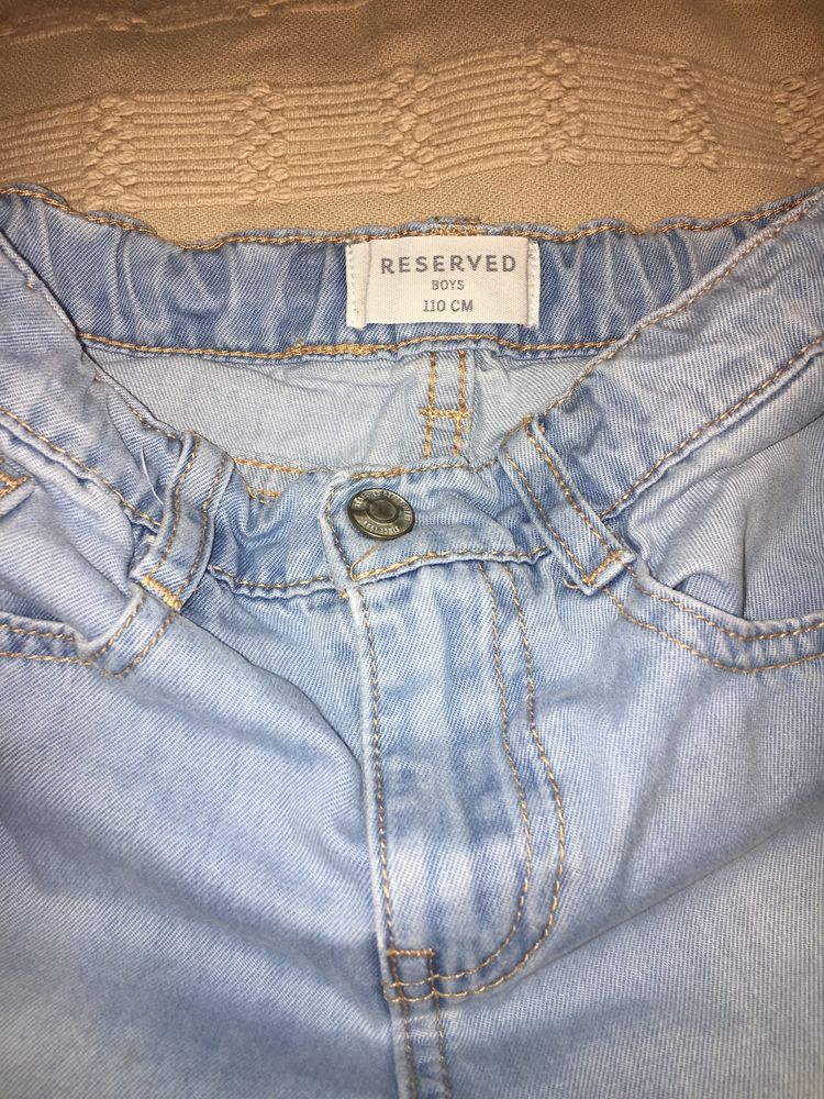 Spodnie dżinsy Reserved niebieskie 110 boys Blue jeans
