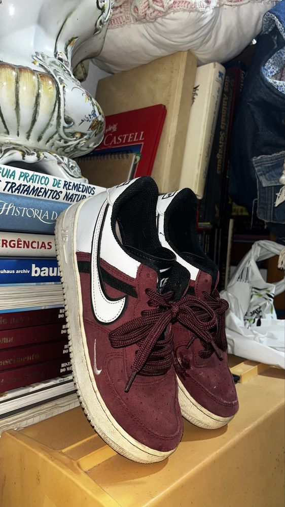 tenis da nike bordo
