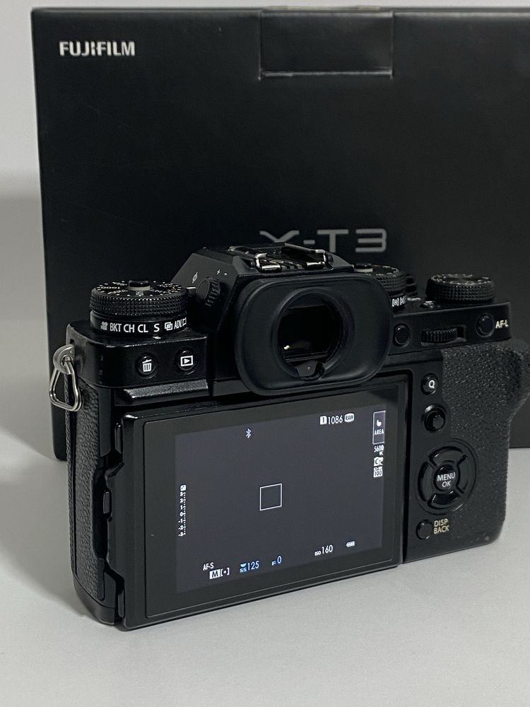 Fujiflm X-T3 Preta + 2 Baterias