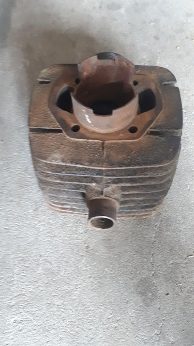 Cylinder żeliwny+głowica wsk, orginalne z czasów PRL