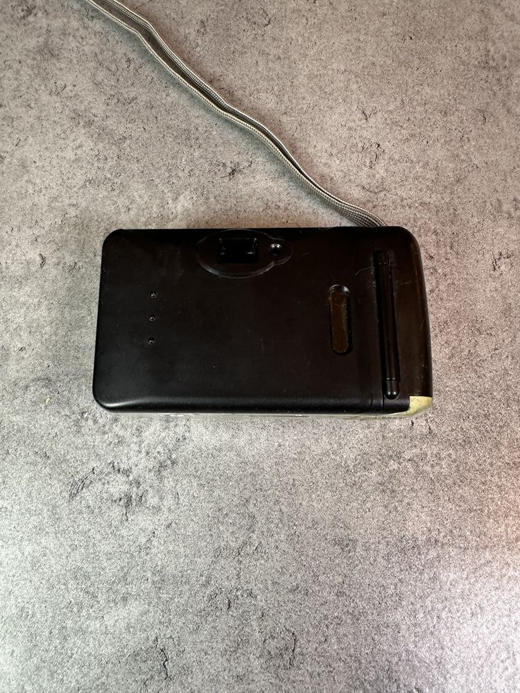 Samsung Fino 15 Se aparat analogowy vintage Etui 35mm