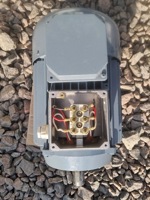 Ел.двигун 2,2квт.950об 220/380в.