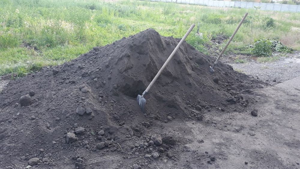 Чернозем, песок, щебень, отсев,вывоз мусора