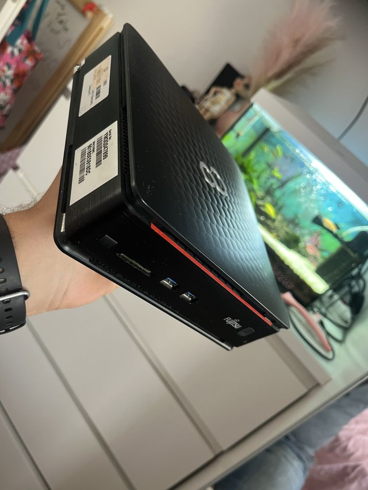 MINI PC USFF TINY Fujitsu Q920 i5 8/120 SSD W10