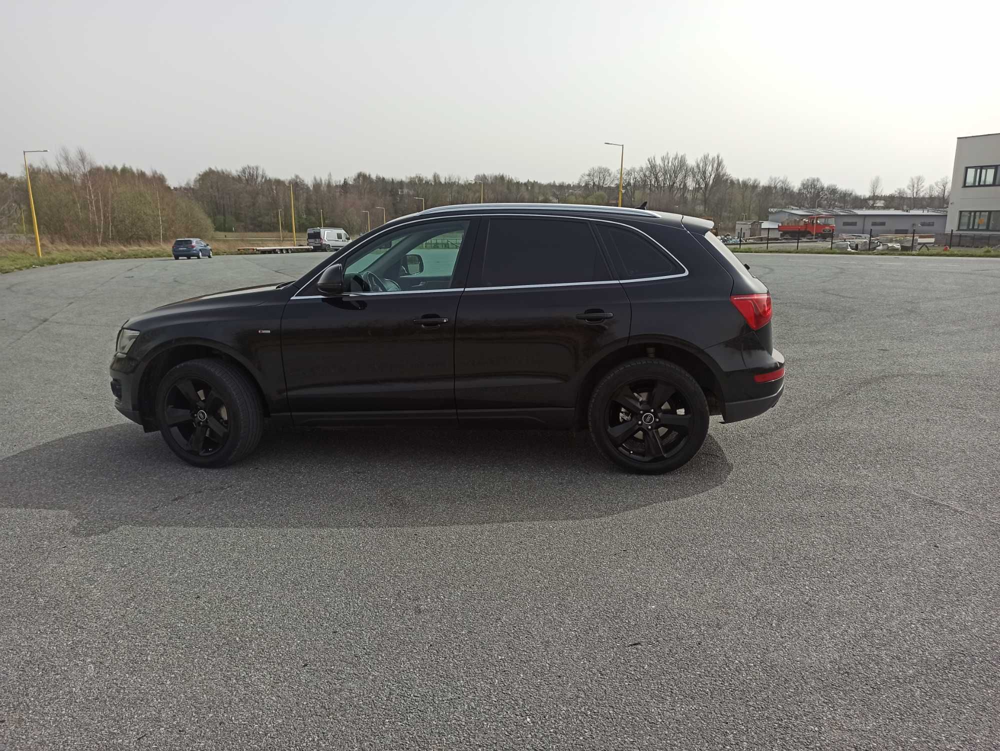 Sprzedam audi   Q5