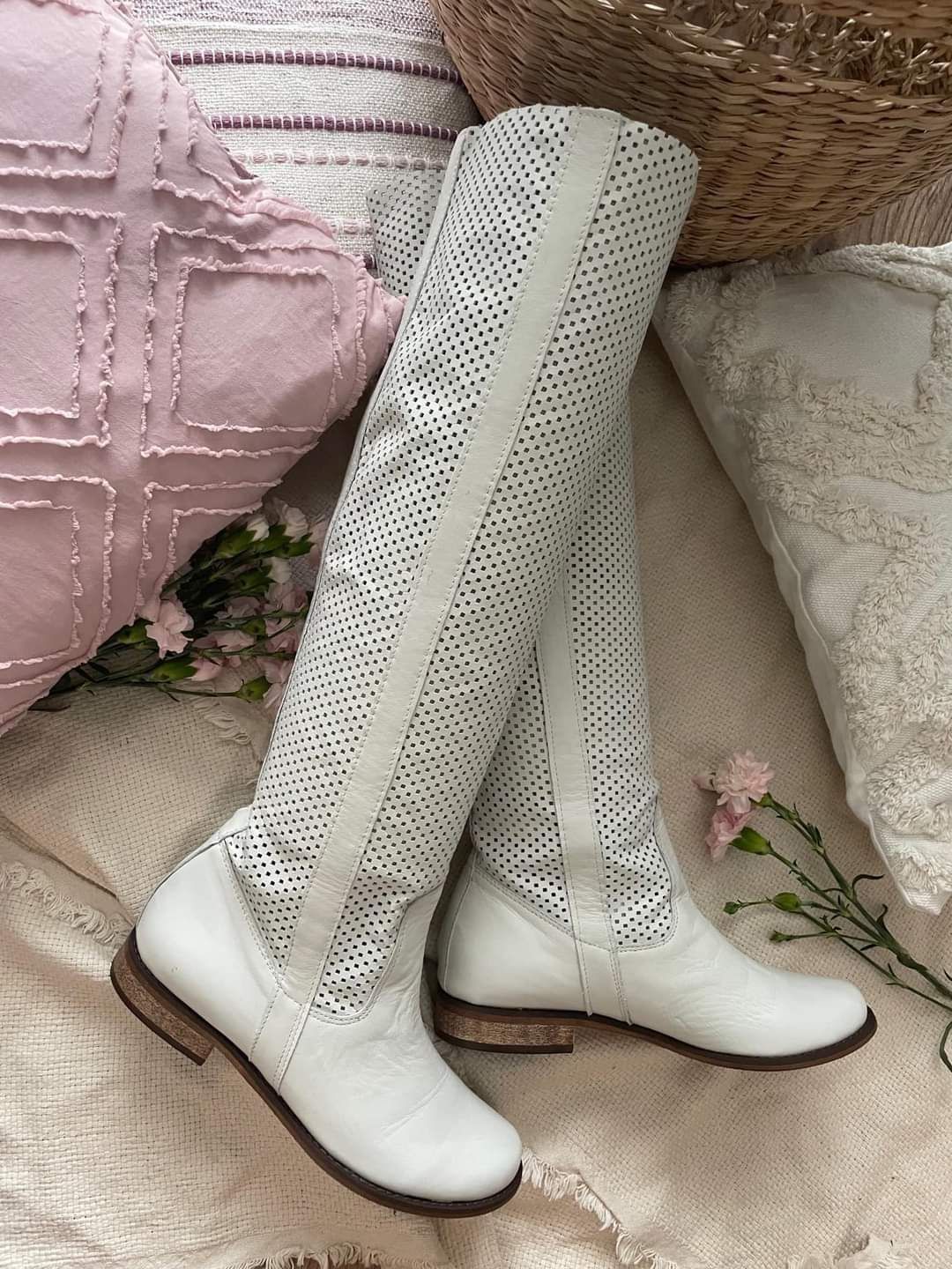 Eleganckie kozaki wiosenno letnie naturalna skóra