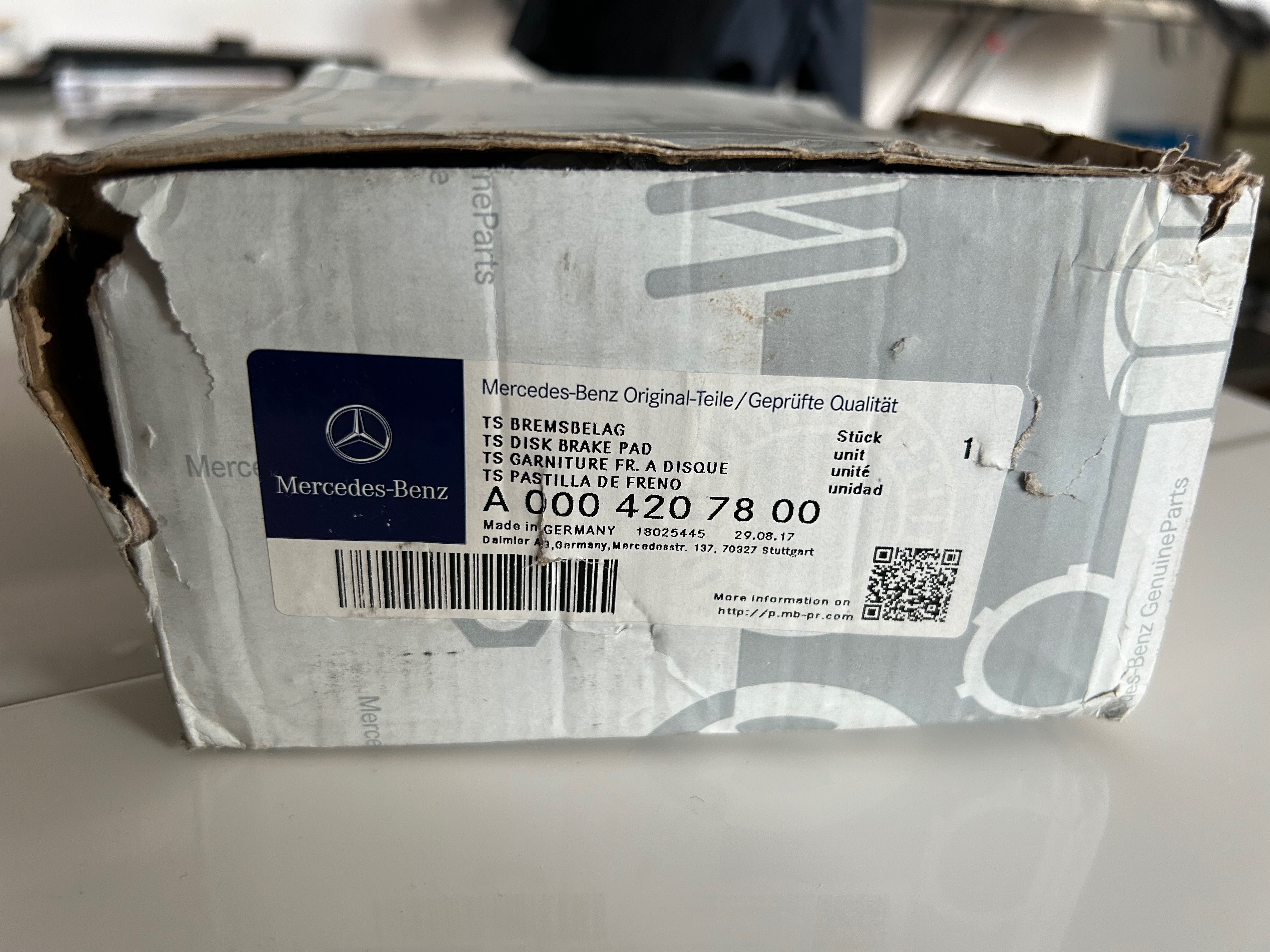 Klocki hamulcowe przód mercedes AMG Cla45 A45 GLA Oryginał  w176 w118