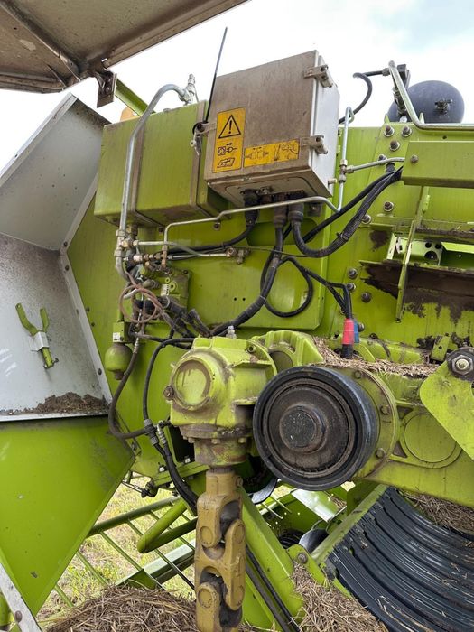 Prasa CLAAS QUADRANT 2200 Prasa duża kostka