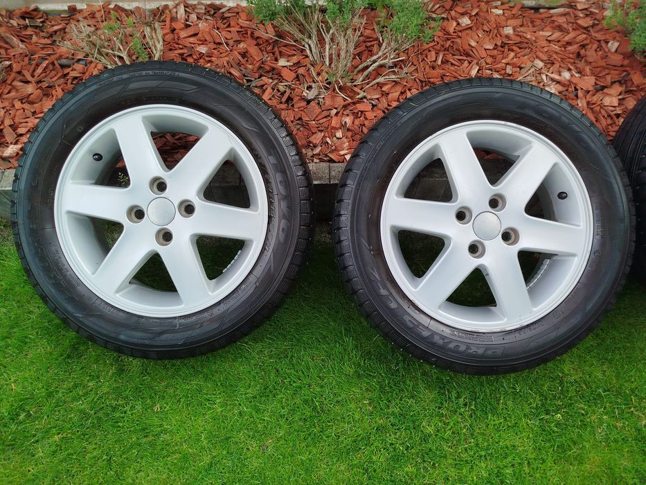 Alusy alufelgi z oponami 15 cali - 4 sztuki