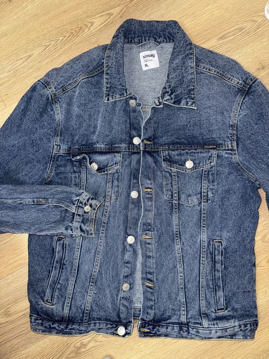 Джинсова чоловіча куртка