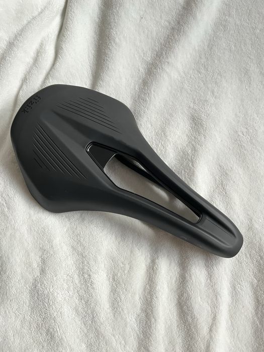 Siodełko Fizik Argo Vento 150 - stan bdb