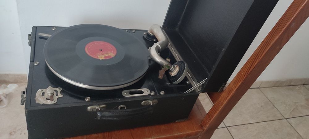 Patefon miusik polyphon