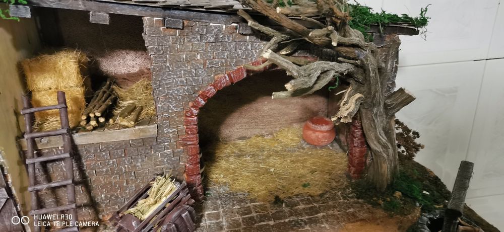 Presépio artesanal feito à mão