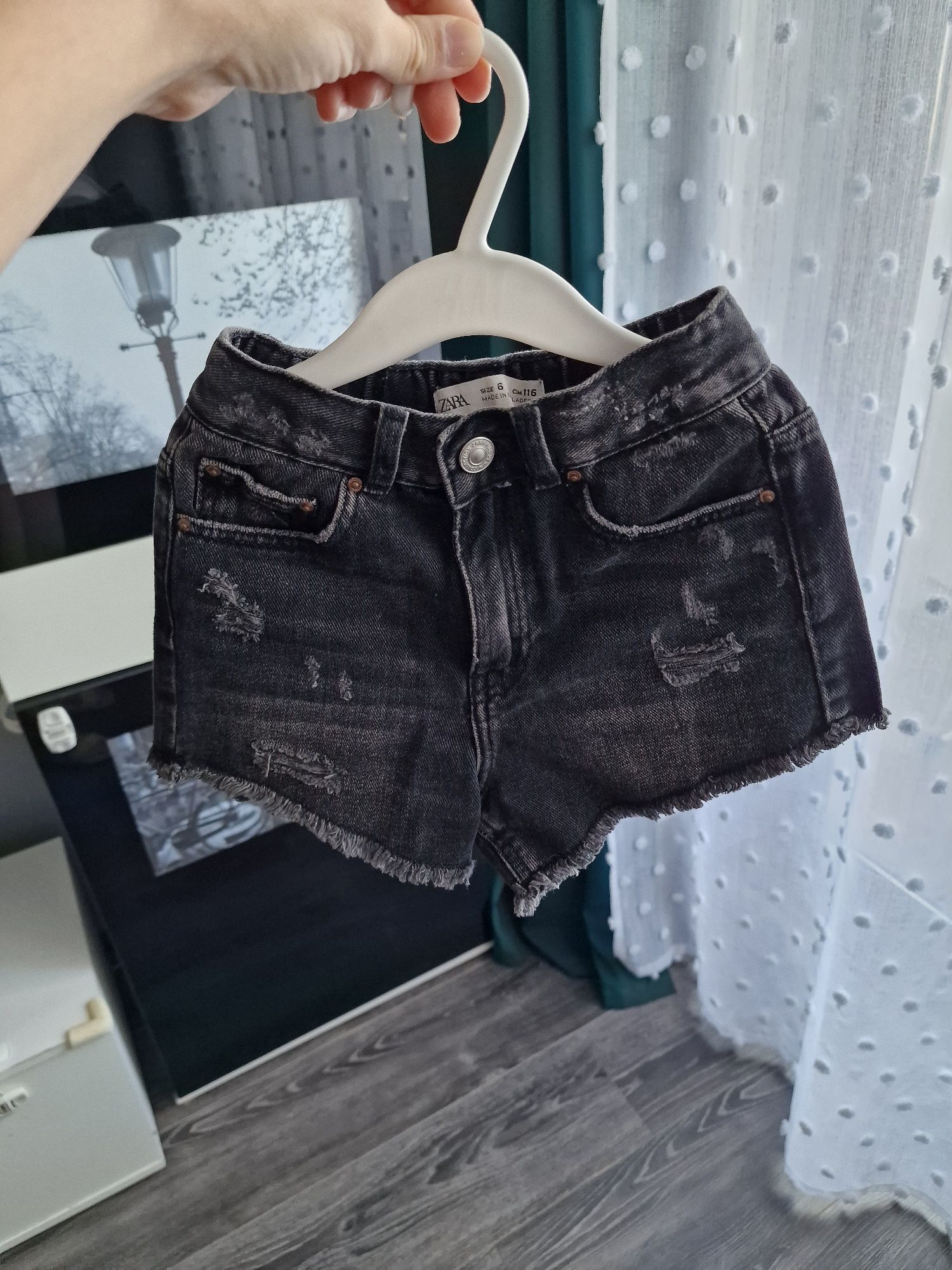 Zara jeansowe spodenki r. 116