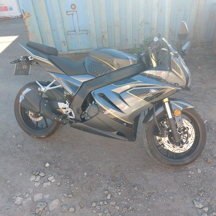 Продам мотоцикл Shineray Z1 250