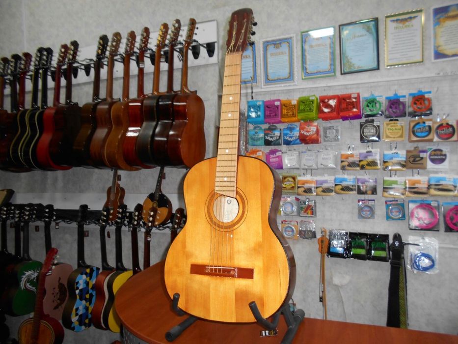 Гітара Класична Супер Звучання. Налаштована Майстром