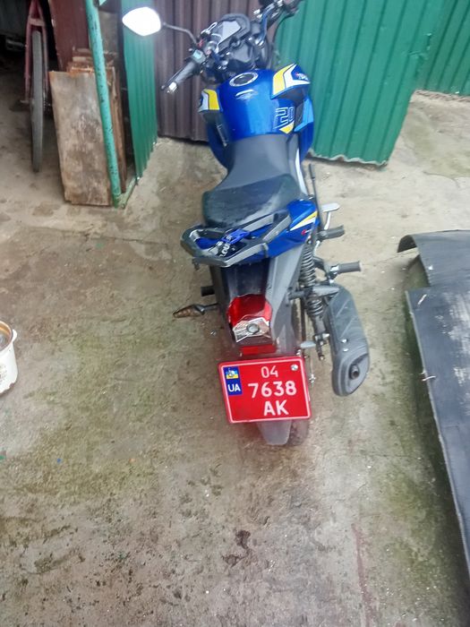 Мотоцикл 200 кубов