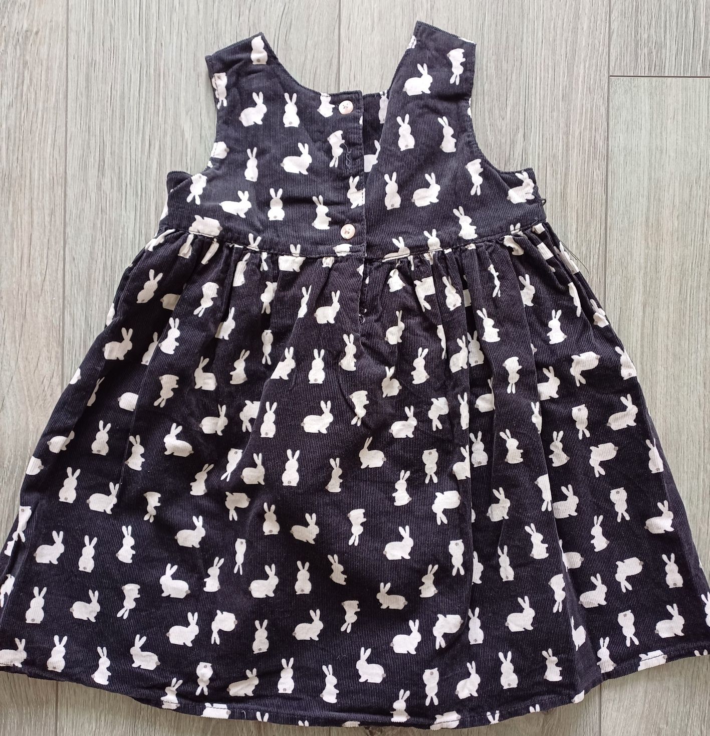 Vestido Zara e Primark - 12/18 meses