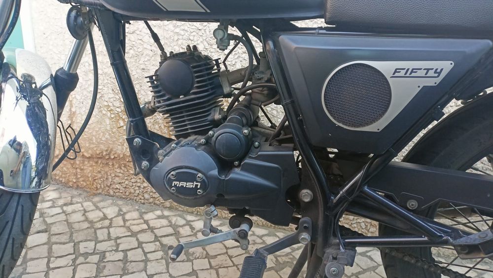Mash Fifty 50cc | Perfeita para andar no centro da cidade!