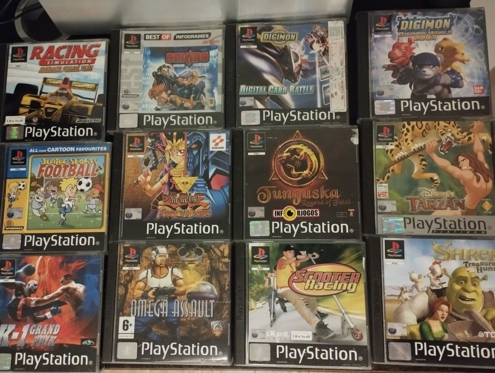 Jogos PlayStation 1 com caixa, capa e manual
