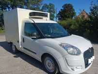 Fiat DOBLO 1.3 TDI 90KM 2014r Izoterma Chłodnia Mroźnia Agregat CARRIER Xarios 200 230V -29 +20  Fiat Doblo 1.3 Diesel zasilanie zawnętrzne 230 Agregat po serwisie 14r