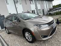 Chrysler Pacifica TOURING L PLUS 2xDVD CarPlay 2018r od Właściciela