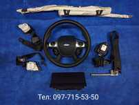 Безопасность, подушка в руль, в колени,ремень Ford Escape 13-19г