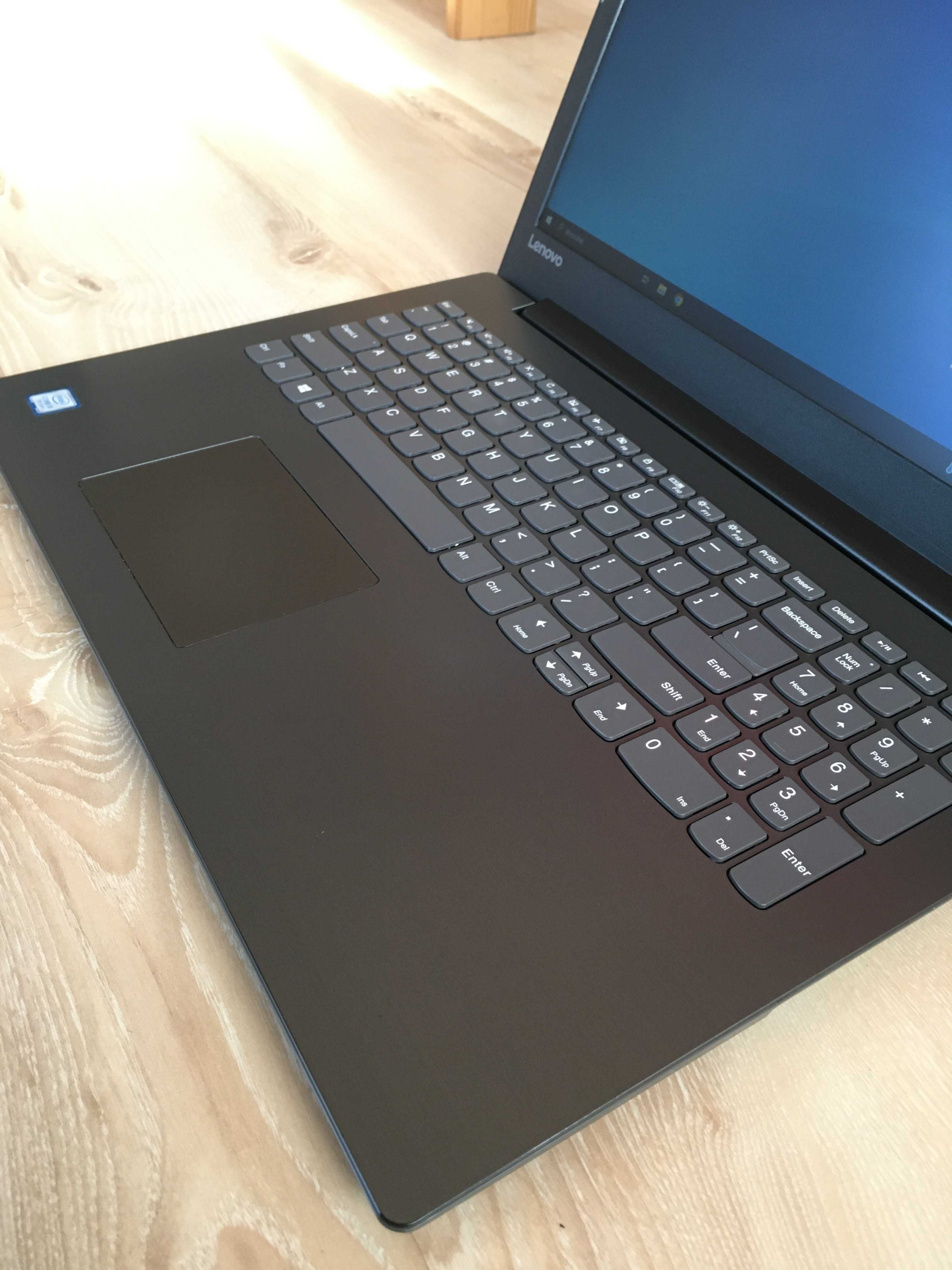 Laptop Lenovo 320-15 Intel i5-7th.DDR4-8GB SSD-240GB Bateria