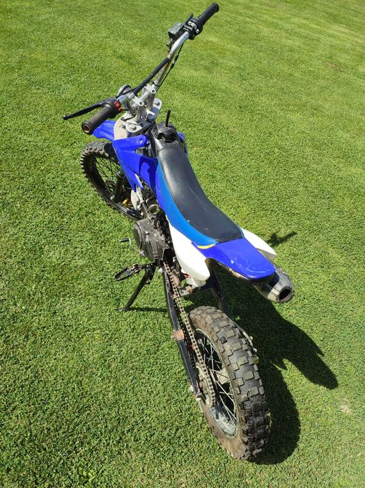 Cross Loncin 125
