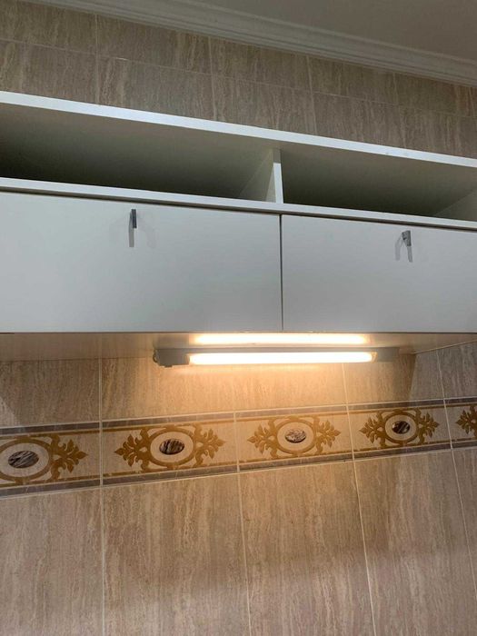 Armário de Parede Branco - Moderno e Funcional