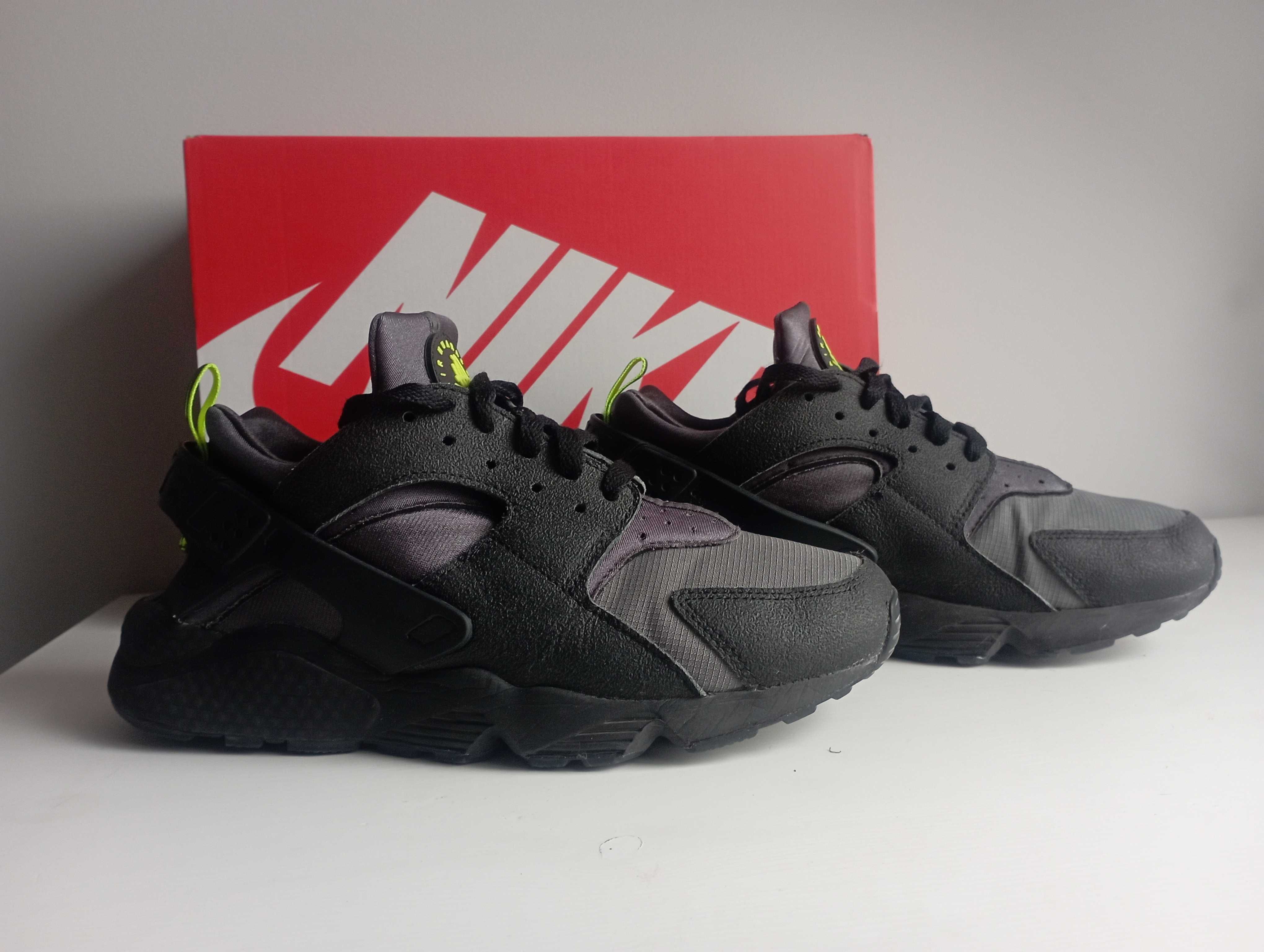 Buty Nike Air Huarache EUR 42,5 27 cm czarny szary sneakersy