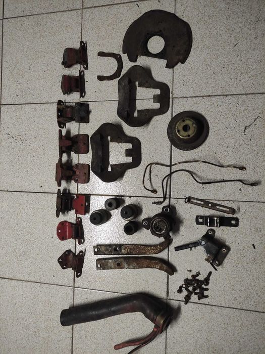 Material peças Datsun 1200