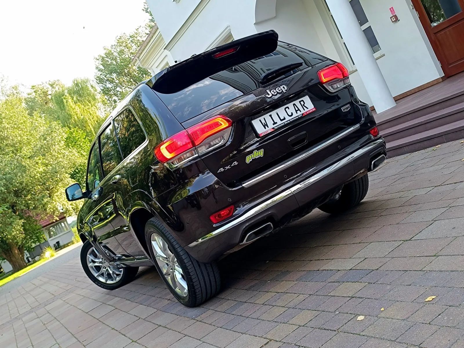 Jeep Grand Cherokee 3.0CRD 250KM SUMMIT SALON PL 1ręka FULL opcja LED kamera skóra