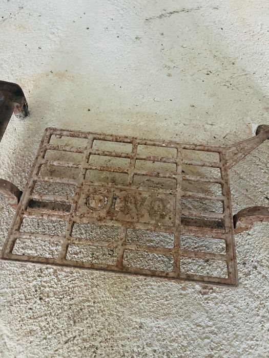 Máquina de costura antiga