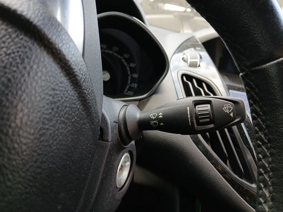 Conjunto / manetes de luzes e limpa vidros FORD B-Max (JK)