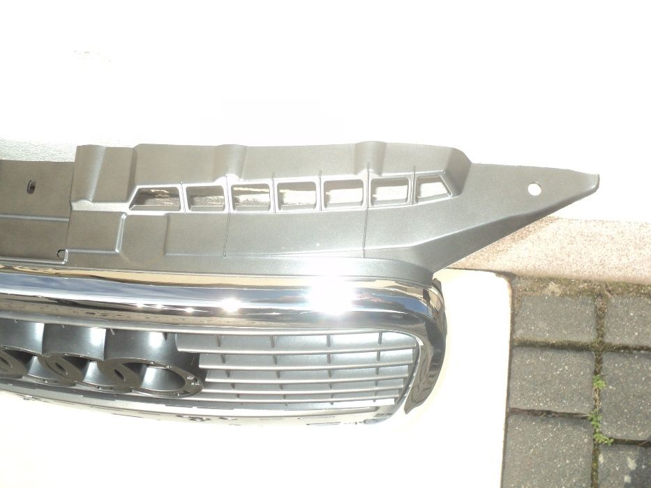 atrapa grill chłodnicy audi A3 03-08