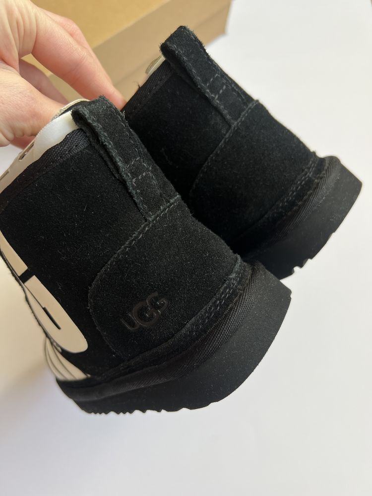 UGG AUSTRALIA, уги, оригінал, дитячі, 35 р