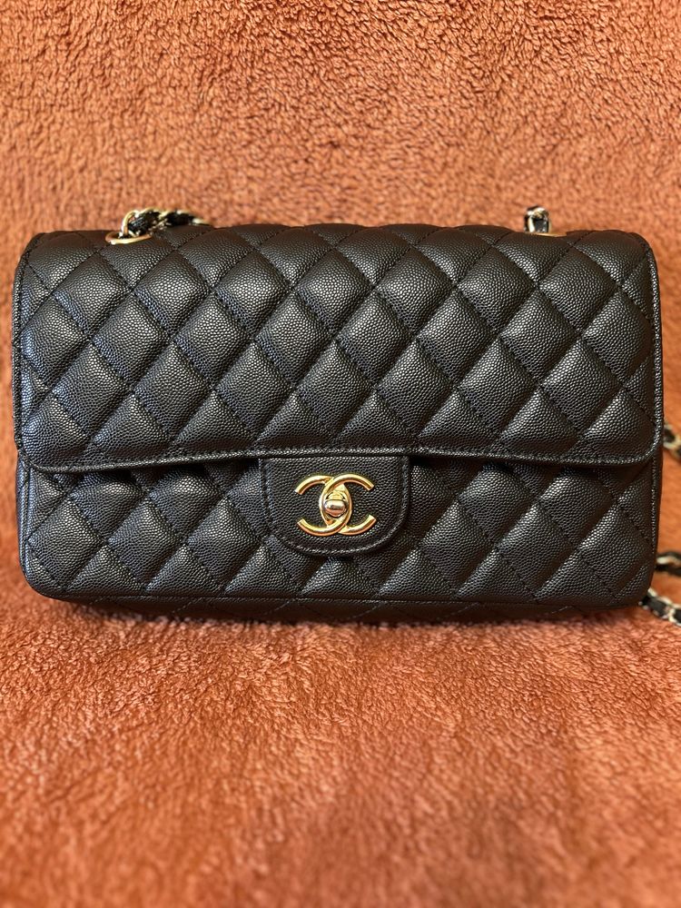 Сумка від Chanel