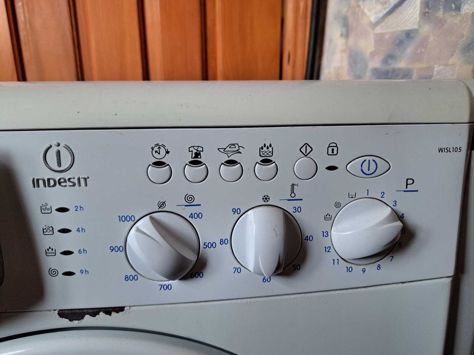 Пральна машина Indesit