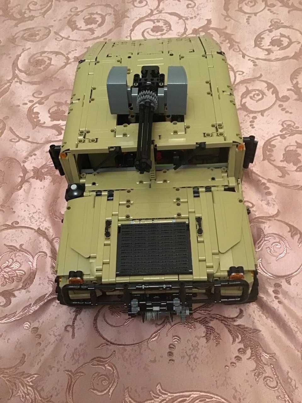 CADA HUMVEE C61036W (сумісний Lego Technic аналог), масштаб 1:8