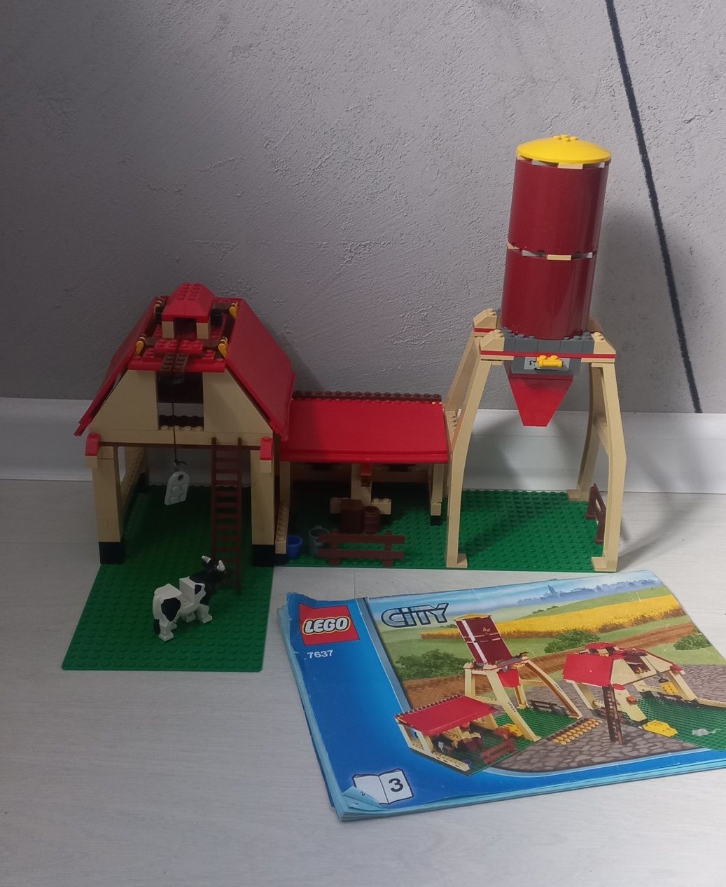 LEGO CITY Farma 7637