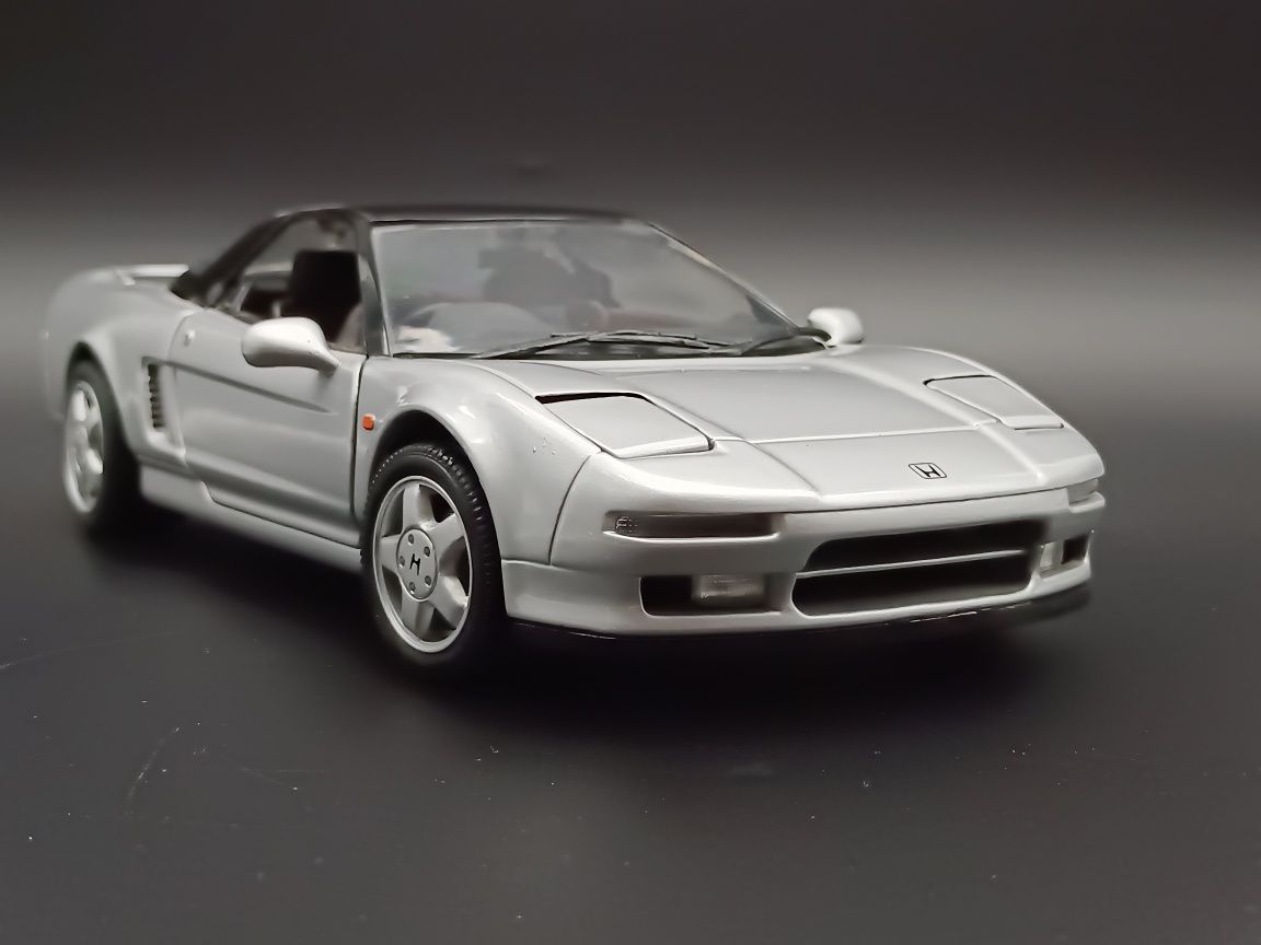 Honda nsx Kyosho 1:18
